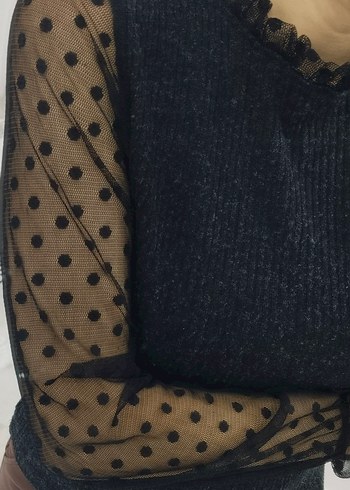 Siyah Puantiyeli Triko Balıkçı Yaka Bluz - Görsel 2