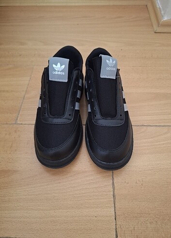 Adidas Adidas (bayan) 37 numara 