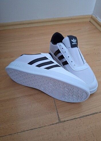 Adidas Adidas (bayan) 39 numara 
