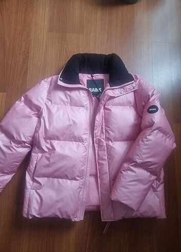 RAİNS marka M beden puffer mont