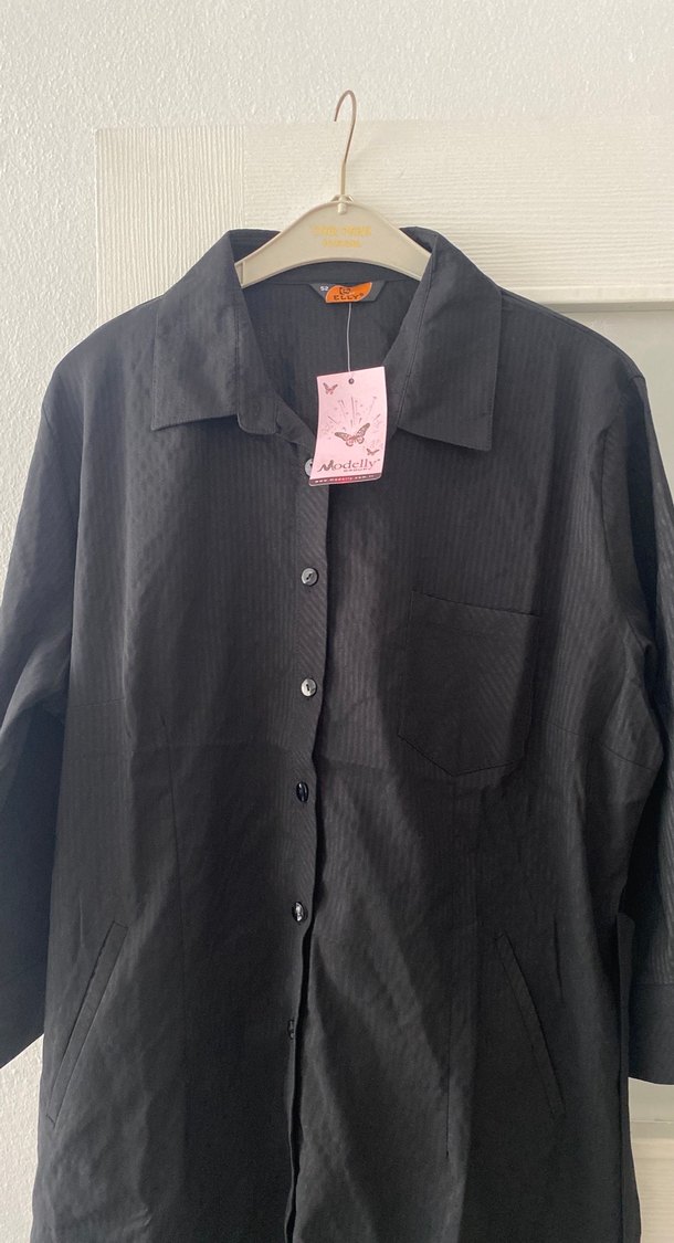 Düğmeli Siyah Keten Uzun Kollu Gömlek - Görsel 3