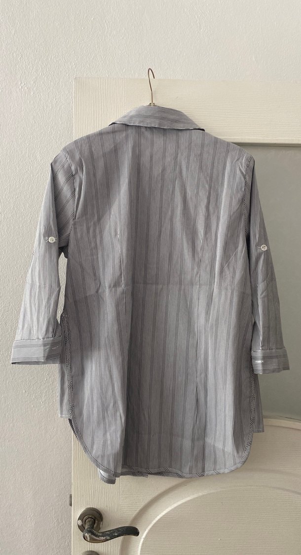 Gri Keten Düğmeli Kadın Gömlek - Görsel 2