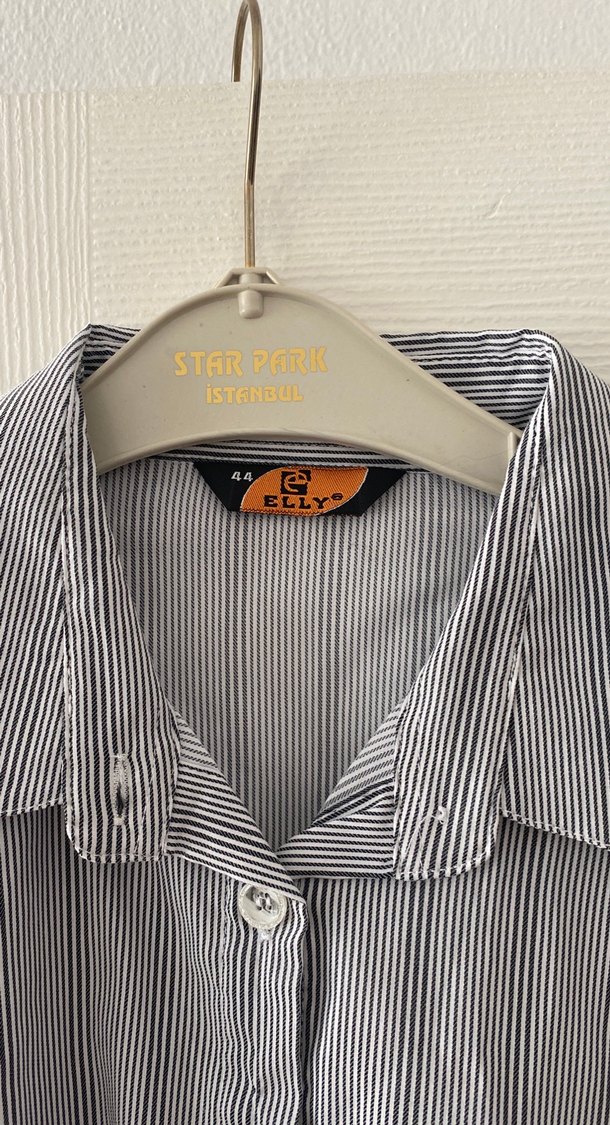 Gri Keten Düğmeli Kadın Gömlek - Görsel 4