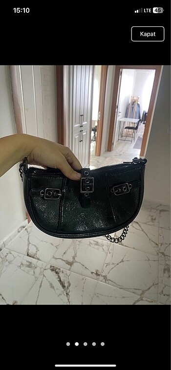 Stradivarius Zincirli çanta