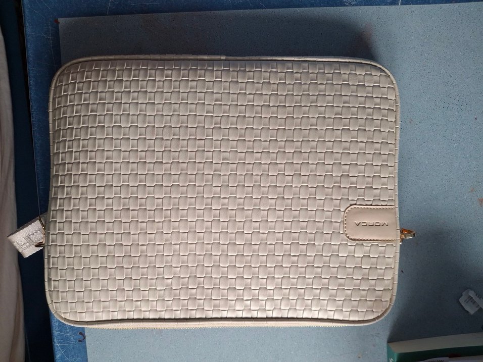 Bej Deri Kadın Omuz Tablet- Laptop Çantası - Görsel 4