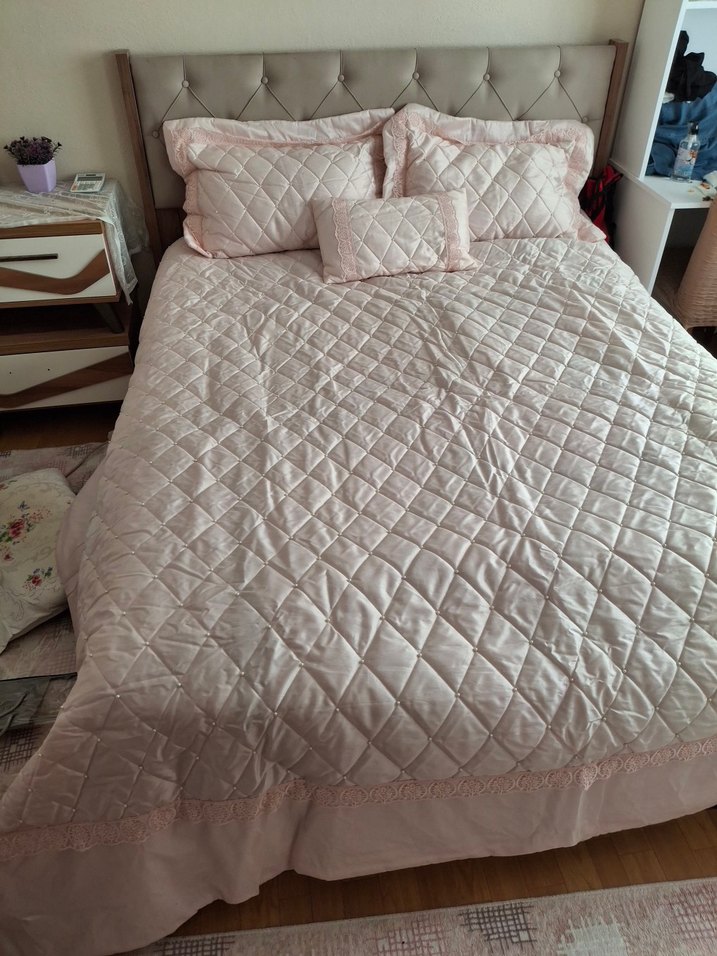 Nakışlı Pembe Yatak Örtüsü Seti - Görsel 2