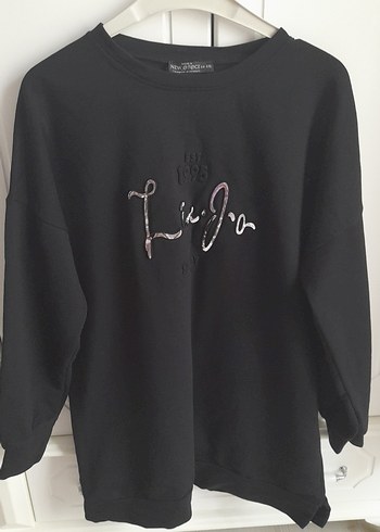 Siyah Baskılı Kadın Sweatshirt
