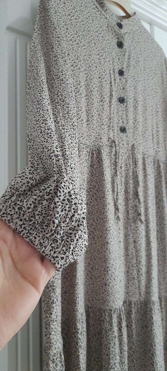 Desenli Uzun Elbise - Görsel 3