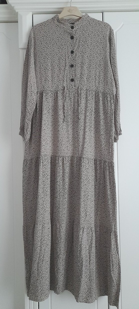 Desenli Uzun Elbise - Görsel 2