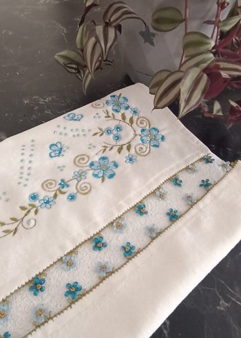 Nakışlı Mavi Havlu - Görsel 3