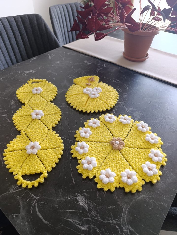 Sarı Çiçekli El Örgüsü lif takımı - Görsel 3