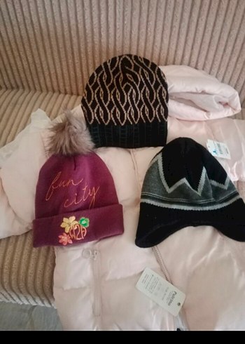 LC Waikiki Sik Ve Sicak Kislik Bere Seti