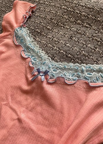 American Vintage Dantel Detaylı Pembe Lolita Bluz