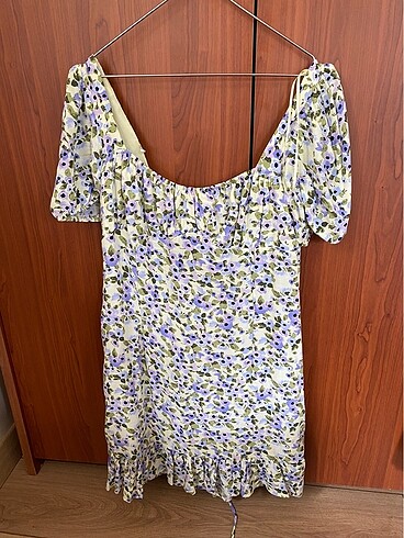 Zara çiçekli mini elbise