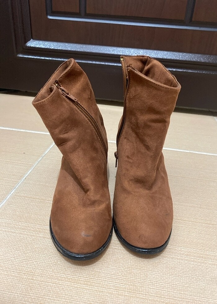 Topuklu ayakkabı - Görsel 2