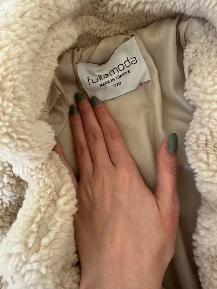 Bej Peluş Kısa Kadın Ceket - Görsel 3