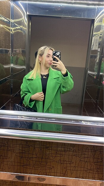 Yeşil kaban bir kez giyilmiş oversize