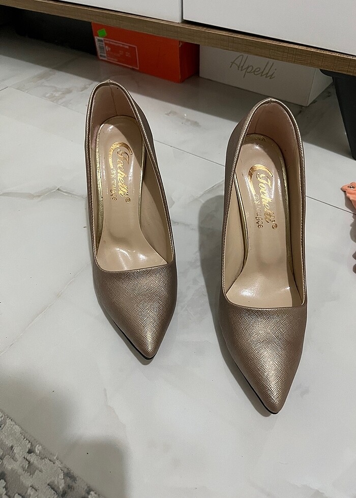 Stiletto - Görsel 2