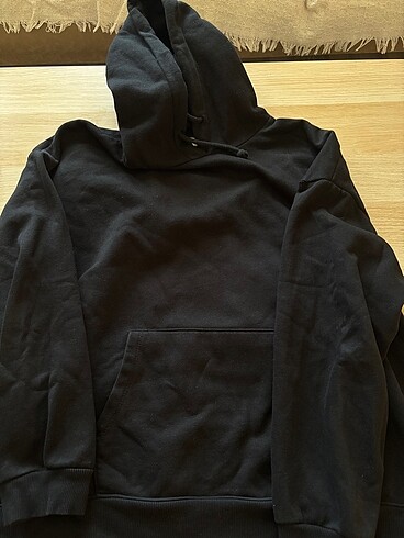Düz siyah sweat