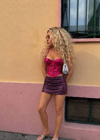 Bershka Canli Pembe Balikci Yaka Mini Etek Bustiyer Takim