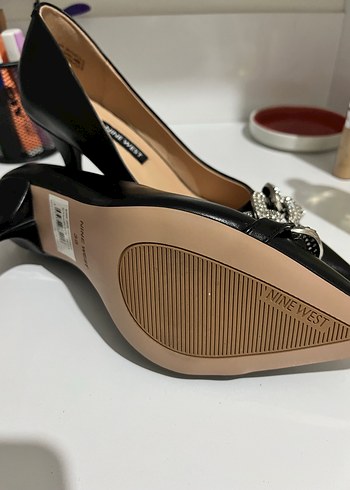 Nine West Zincir Detaylı Siyah Stiletto Deri Topuklu - Görsel 7