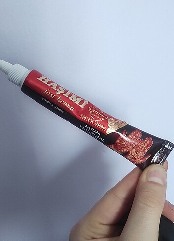 Diğer hint kınası kırmızı