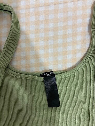 s Beden Addax crop