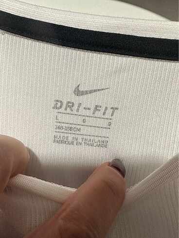 s Beden beyaz Renk Nike tshirt orjinal