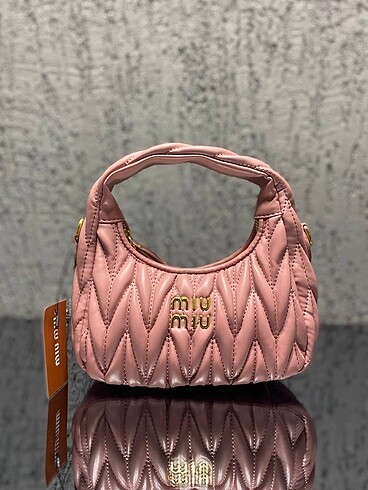 Beden Miu miu