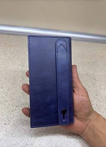Giorgio Armani Telefon bölmeli hakiki deri cüzdan 