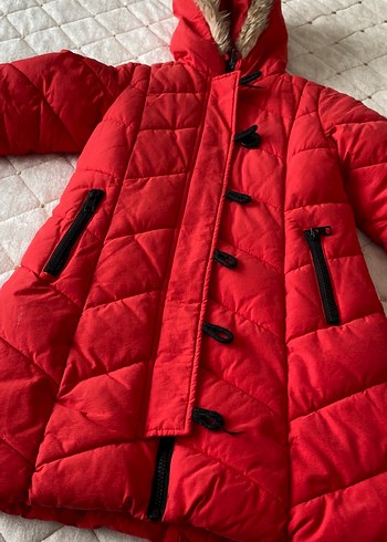 Kürklü Kapüşonlu Kırmızı Kız Çocuk Kaban - Görsel 3