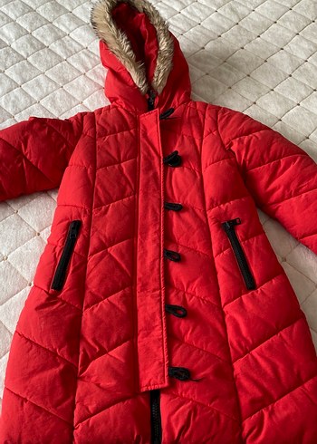 Kürklü Kapüşonlu Kırmızı Kız Çocuk Kaban - Görsel 2