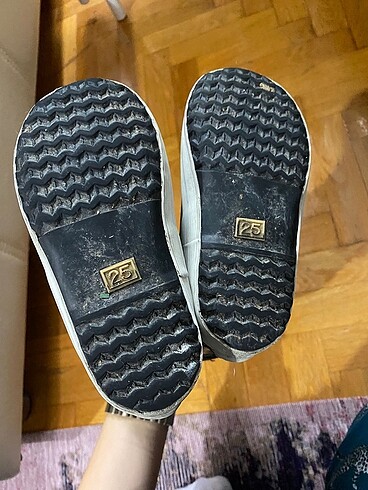 25 Beden siyah Renk Çocuk çizme