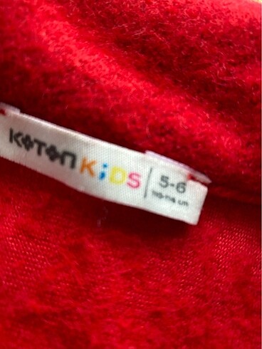 5 Yaş Beden kırmızı Renk Mont panço