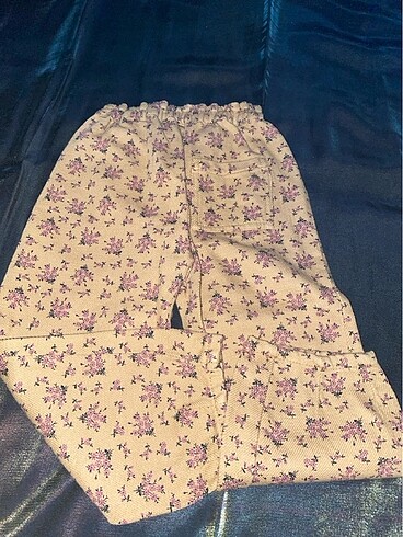 4 Yaş Beden camel Renk Pantolon Zara