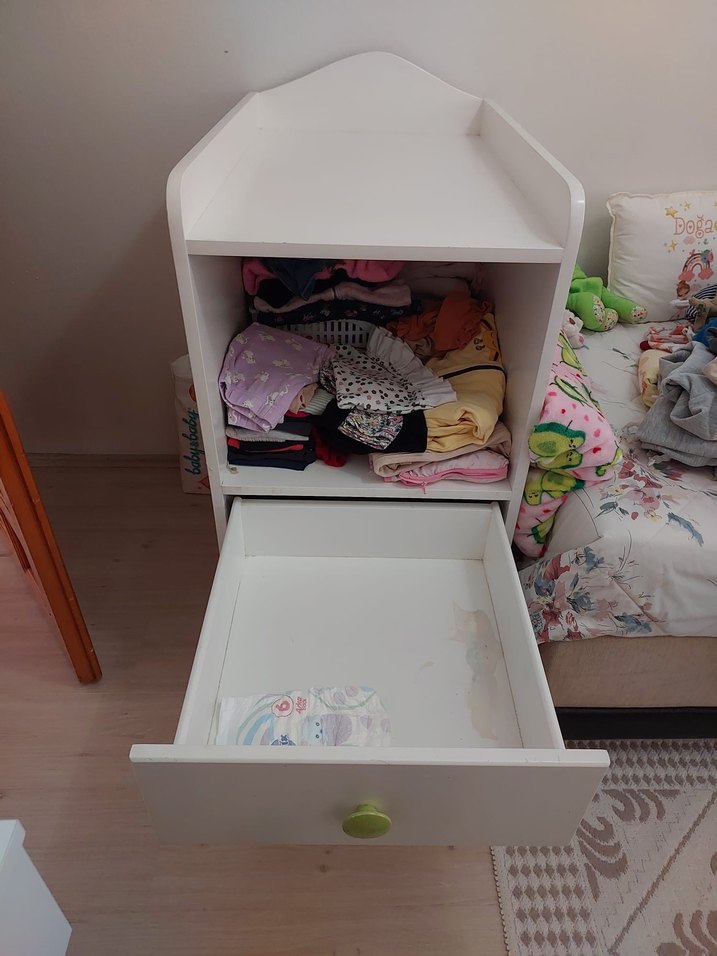 Beyaz Çekmeceli alt açma masası - Görsel 4