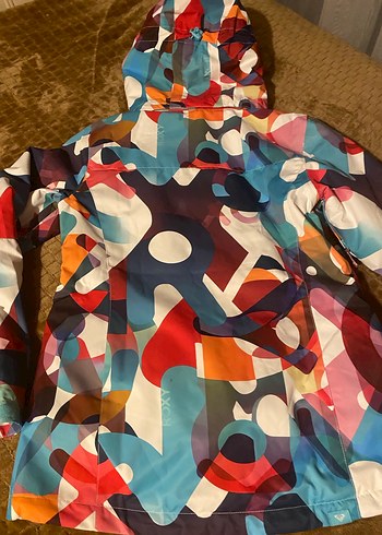 Kadın Çok Renkli Desenli Midi Kapüşonlu Mont - Görsel 5