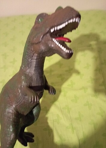 Beden Dinozor maketi