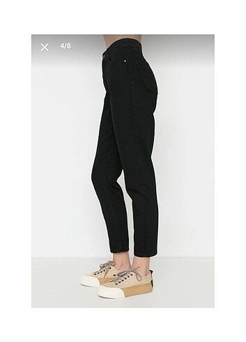 TRENDYOLMILLA SİYAH MOM JEANS - Görsel 3