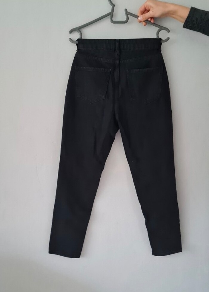 TRENDYOLMILLA SİYAH MOM JEANS - Görsel 5
