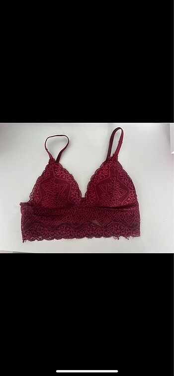 Kırmızı bralet