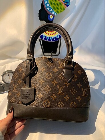 Louis Vuitton Louis Vuitton