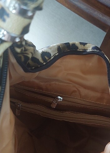 Beden ZARA MODELKADIN LEOPAR DESENLİ KOL ÇANTASI