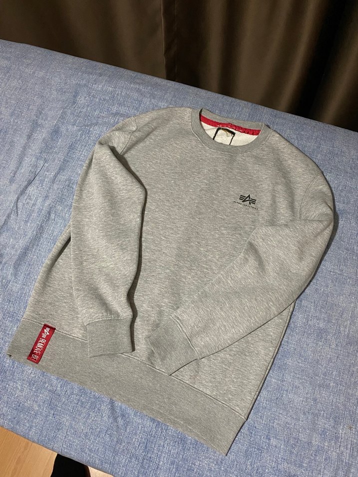 Alpha Industries Gri Sweatshirt - Görsel 4