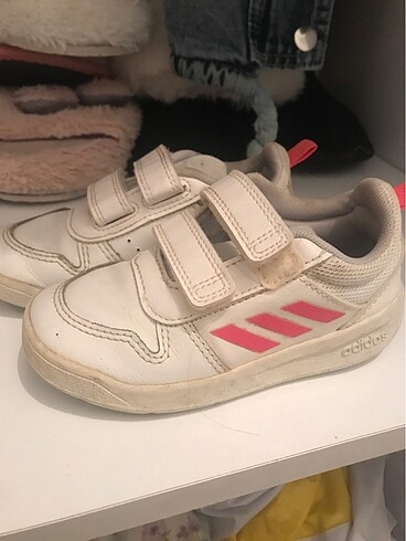 Adidas spor ayakkabı