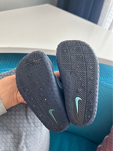21 Beden mavi Renk Nike bebek sandalet