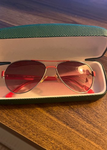 Lacoste çocuk güneş gözlüğü - Görsel 5