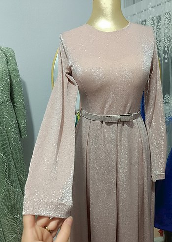 Pembe Uzun Kollu Piliseli Abiye Elbise - Görsel 2