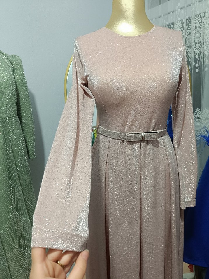 Pembe Uzun Kollu Piliseli Abiye Elbise - Görsel 2