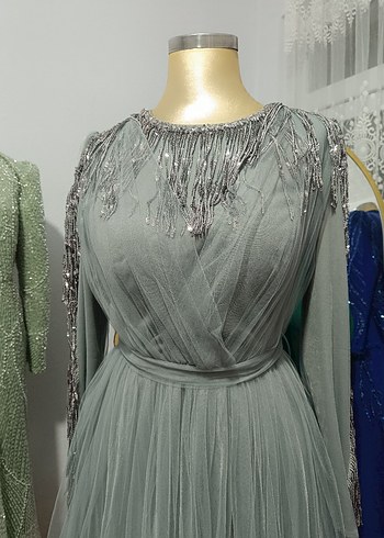 Gri İşlemeli Uzun Kollu Abiye Elbise Satılık - Görsel 2